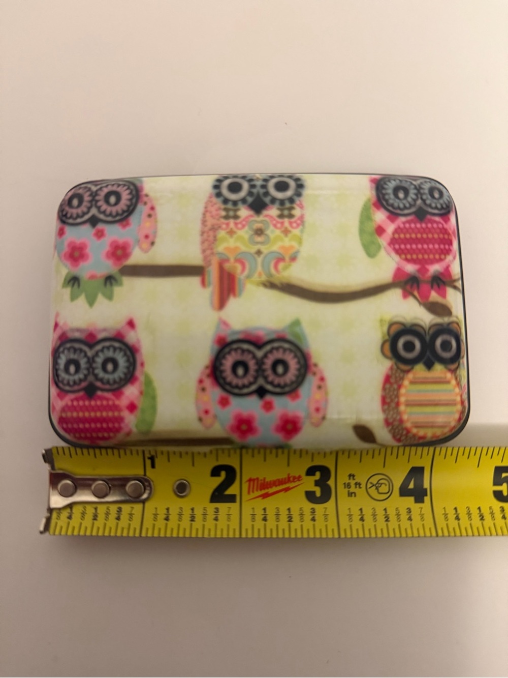 Compact vintage Owl Print Tin Card Case - Pink/Blue